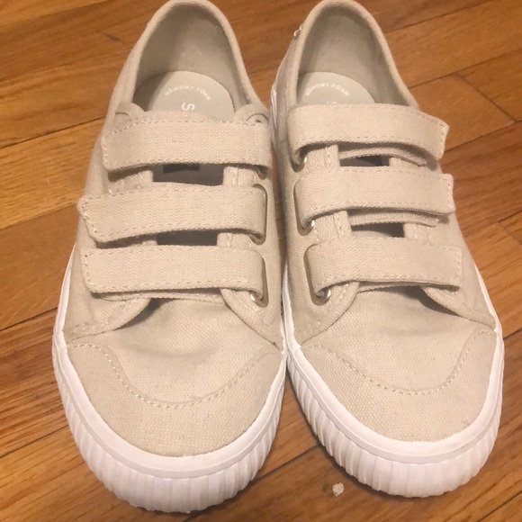 sperry velcro shoes